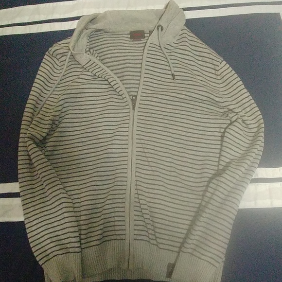 ESPRIT Hoodie Sweater - Picture 4 of 4